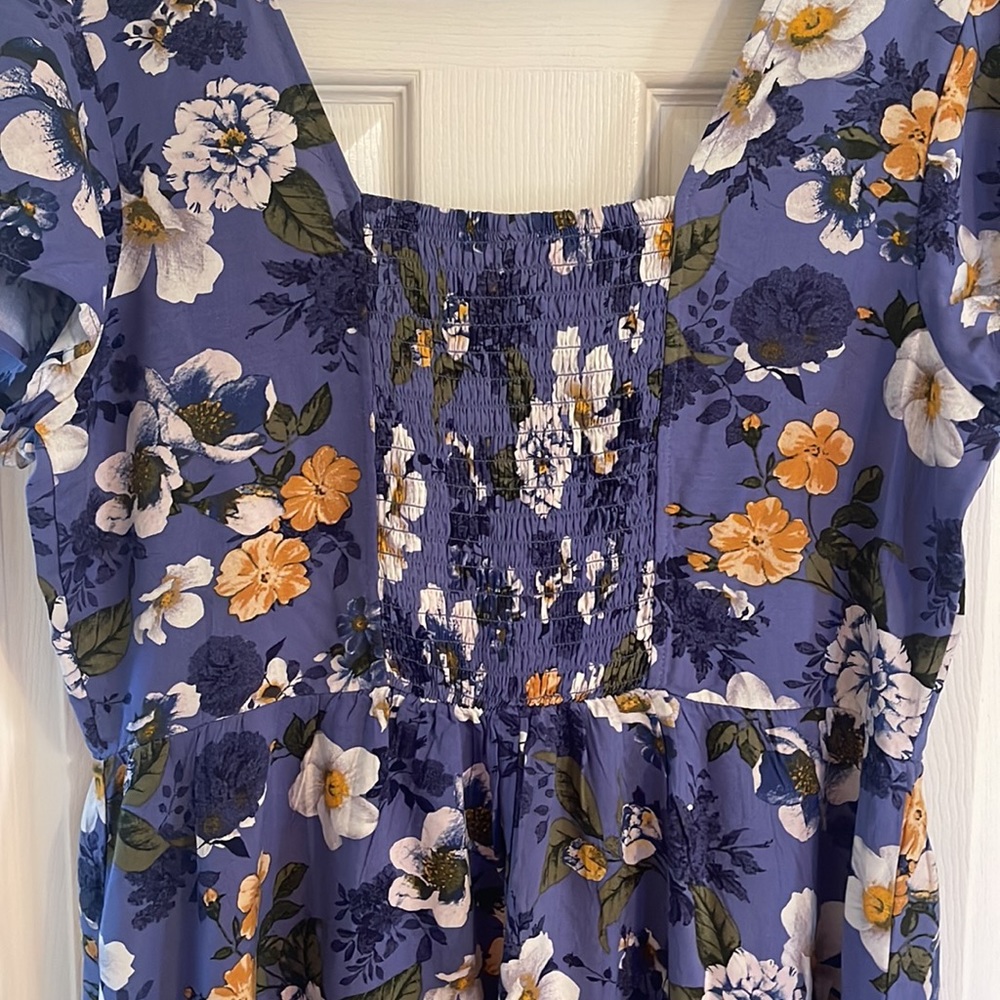 Sundress - Picture 3 of 4